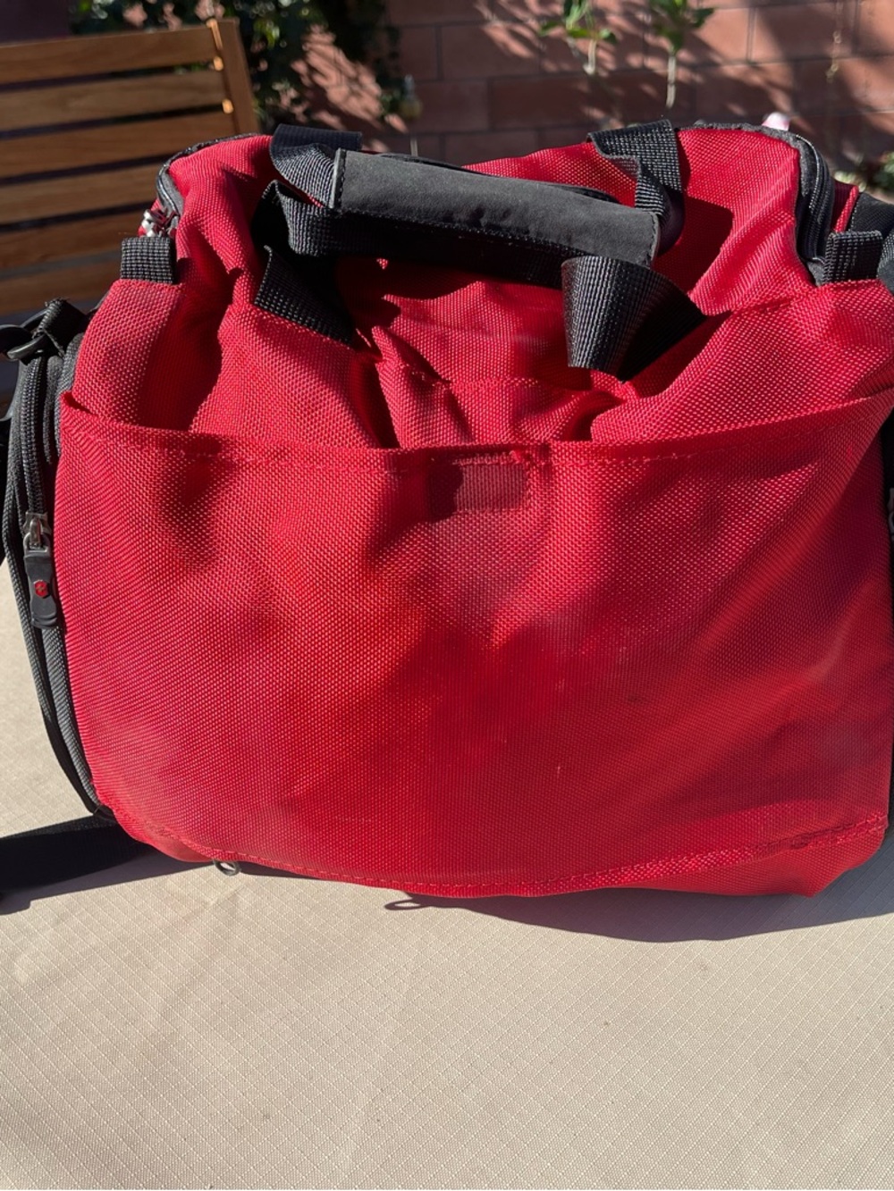 VICTORINOX Red Carry-On Bag w/ Detachable Shoulder Strap - Picture 4 of 9